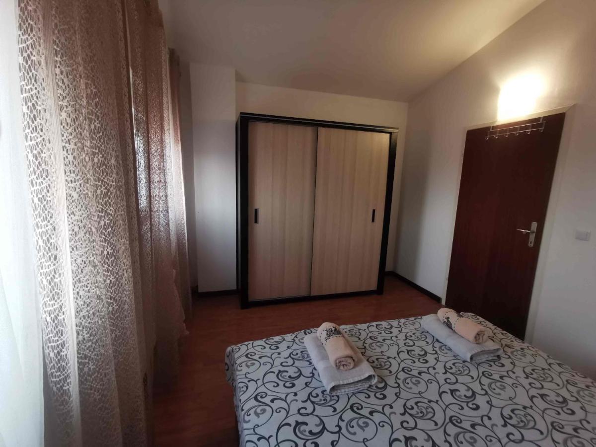 Apartmani Viktorija Fažana Exteriör bild